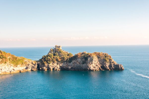 Vacanță în Puglia: locuri de pe coastă pe care să le incluzi în traseu