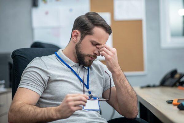 Oboseala persistentă la bărbați: ce să notezi înaintea unei consultații